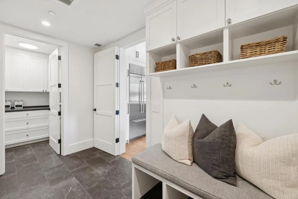 160 Fawn Lane Portola Valley, CA 94028