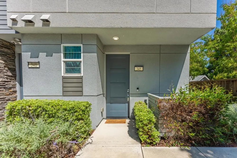 345 Rhythm Lane Hayward, CA 94544