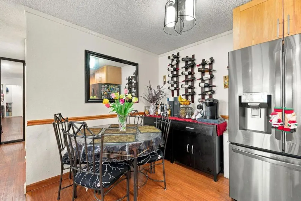 240 Bayshore Boulevard #307 San Mateo, CA 94401