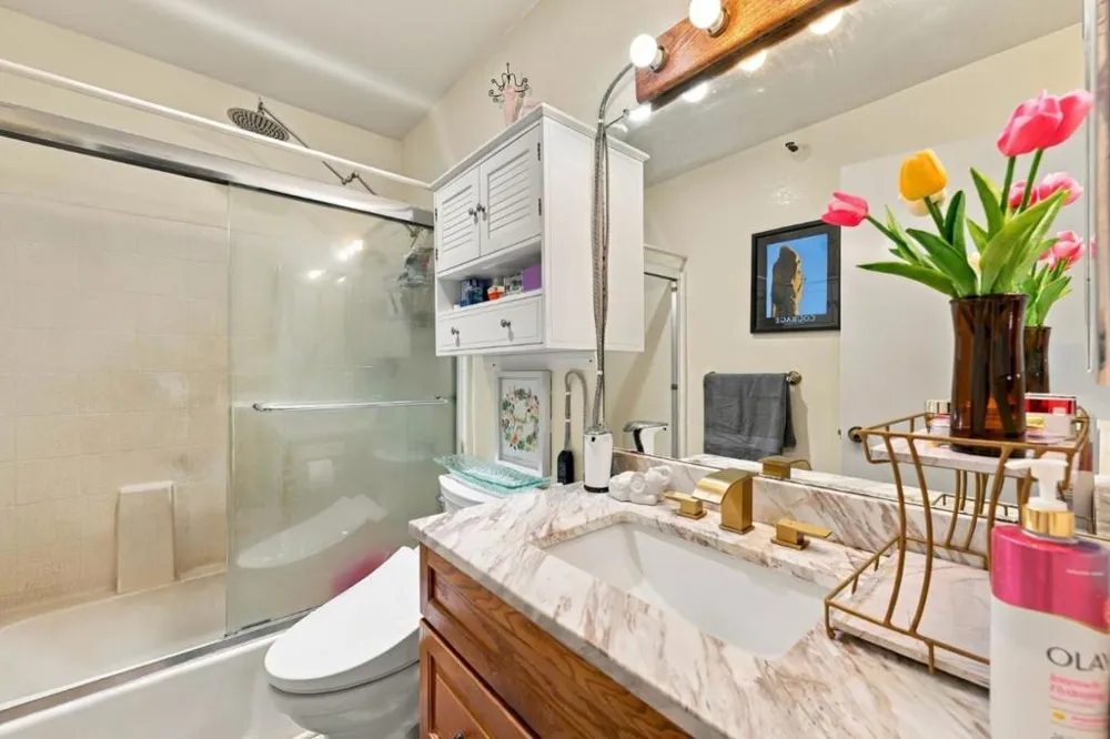 240 Bayshore Boulevard #307 San Mateo, CA 94401