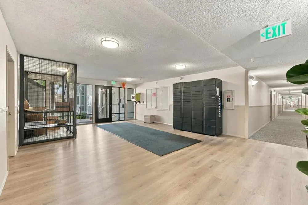 240 Bayshore Boulevard #307 San Mateo, CA 94401