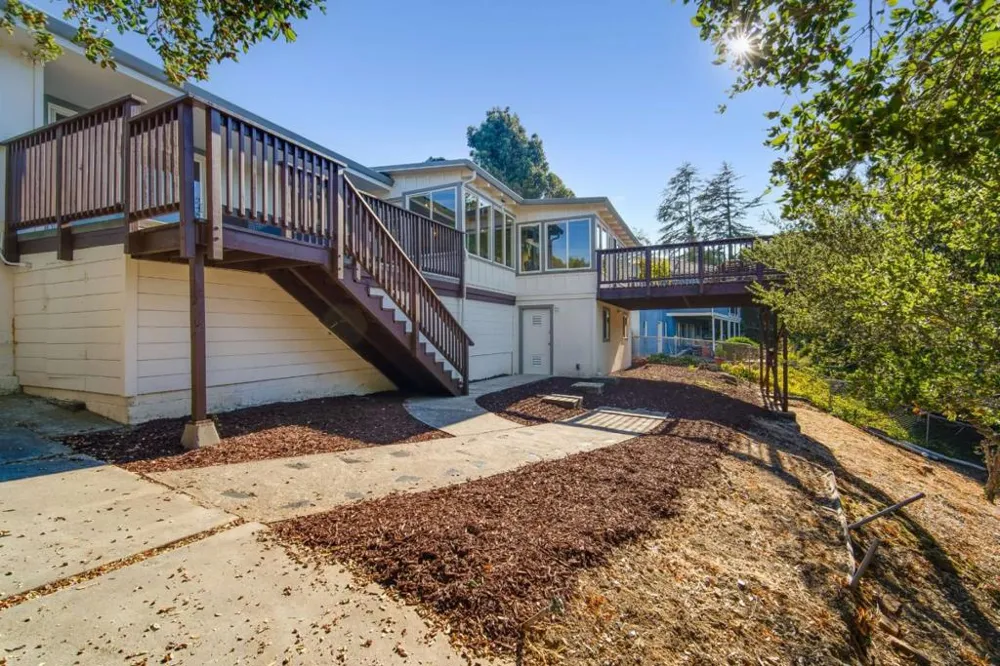 Address Not Shown Burlingame, CA 94010