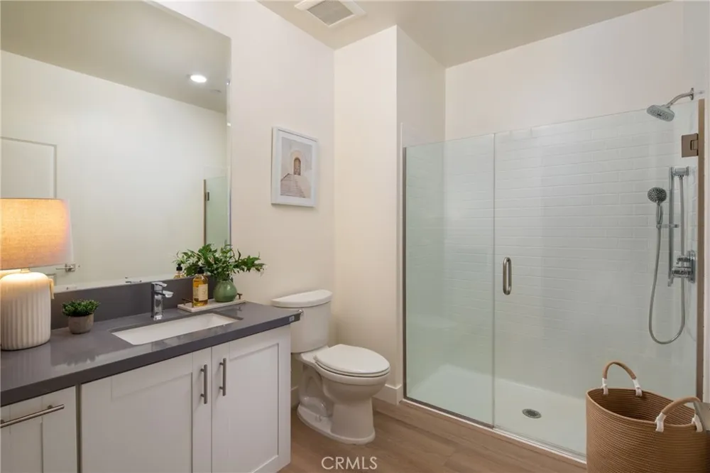 123 S Chapel #303 Alhambra, CA 91801