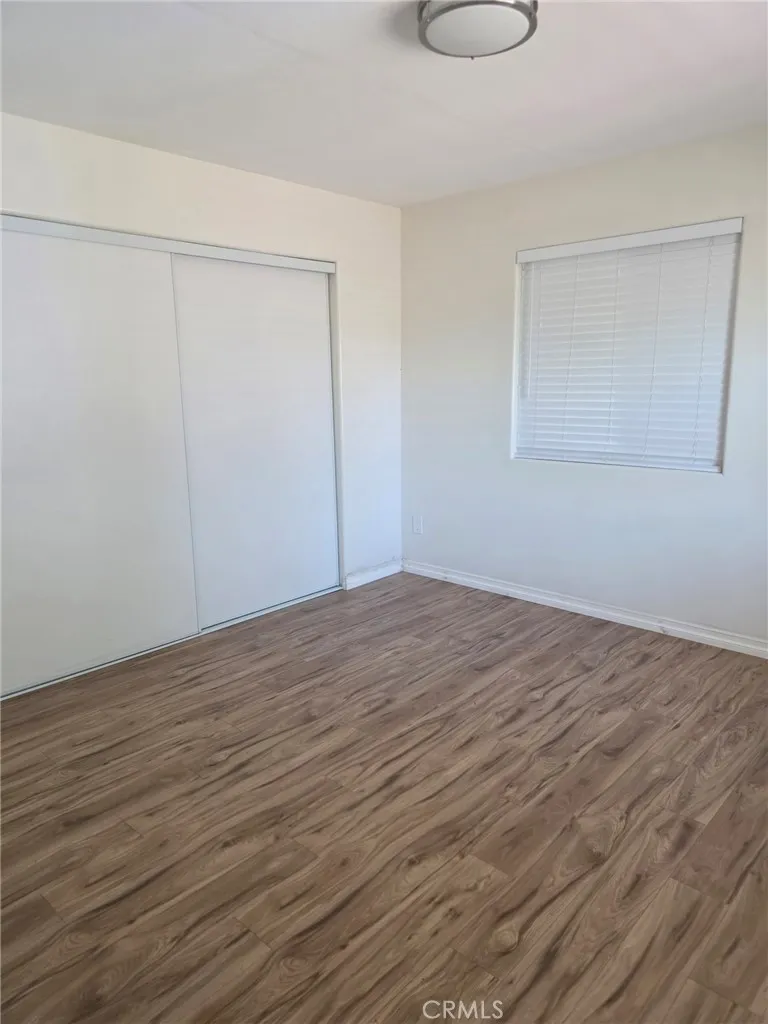 7453 Blewett Avenue Lake Balboa, CA 91406