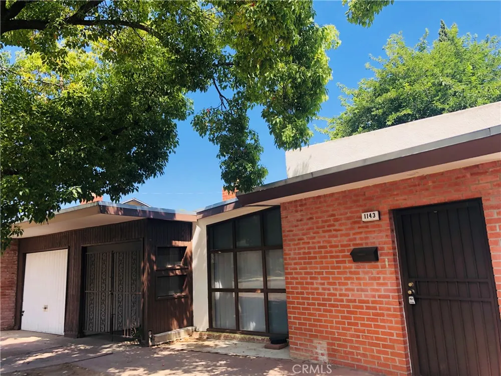 1143 E Simpson Fresno, CA 93704