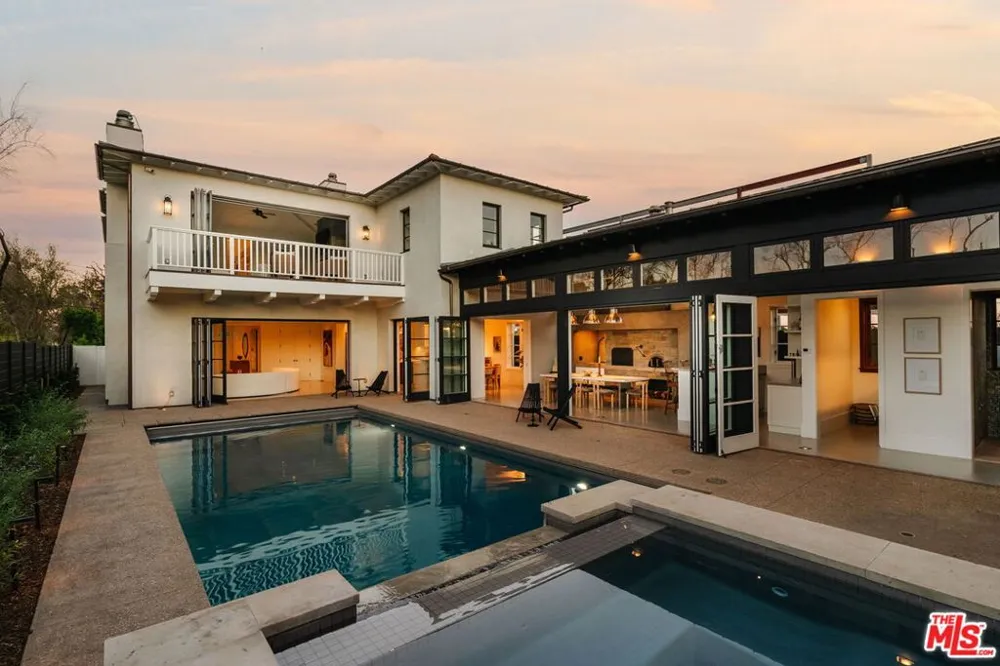 931 Chautauqua Boulevard Pacific Palisades, CA 90272