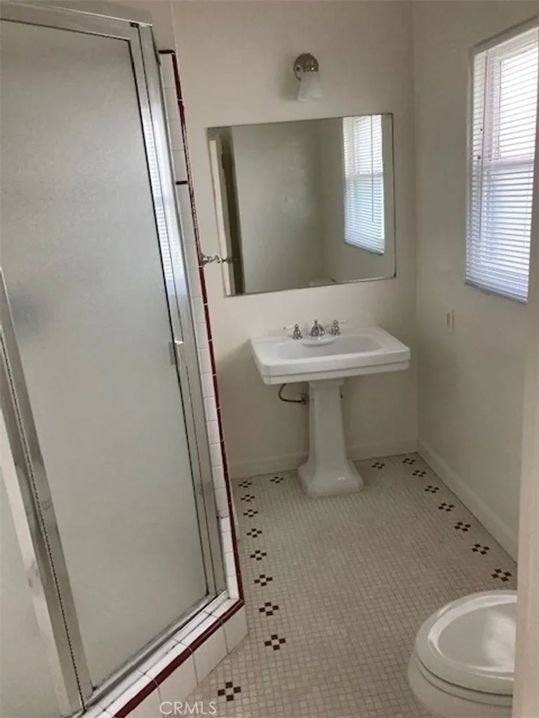 204 Belmont Long Beach, CA 90803