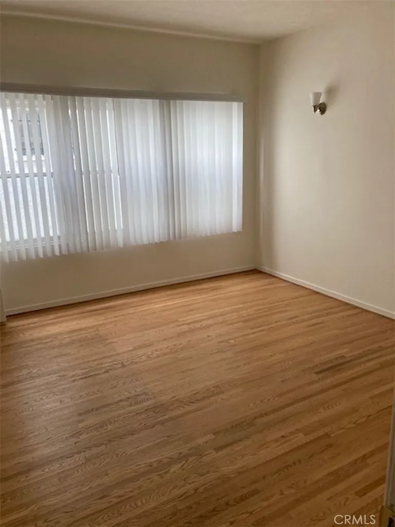 204 Belmont Long Beach, CA 90803
