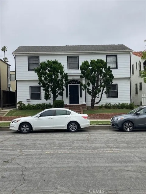 204 Belmont