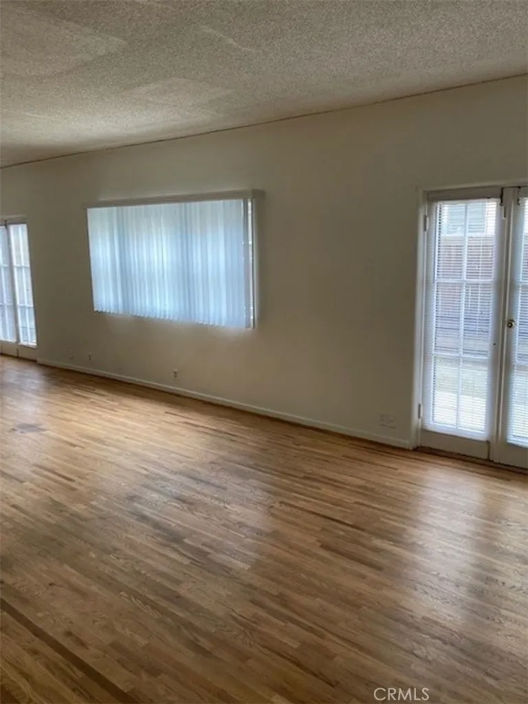 204 Belmont Long Beach, CA 90803