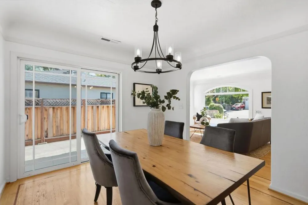 543 Jeter Street Redwood City, CA 94062