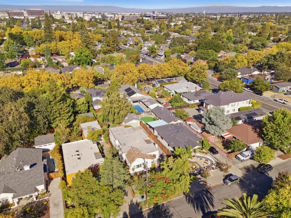 543 Jeter Street Redwood City, CA 94062