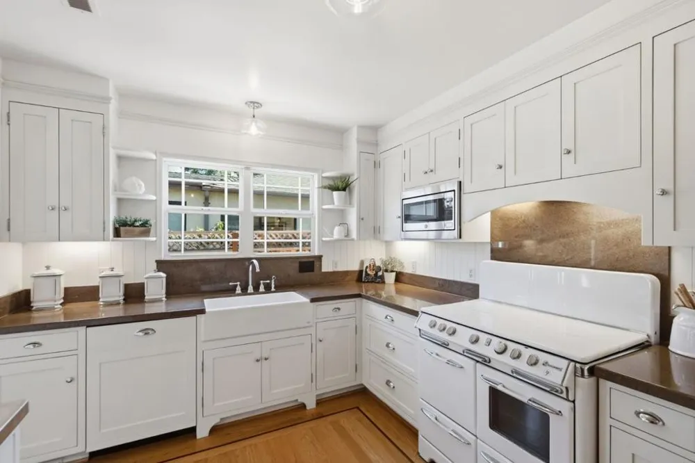 543 Jeter Street Redwood City, CA 94062