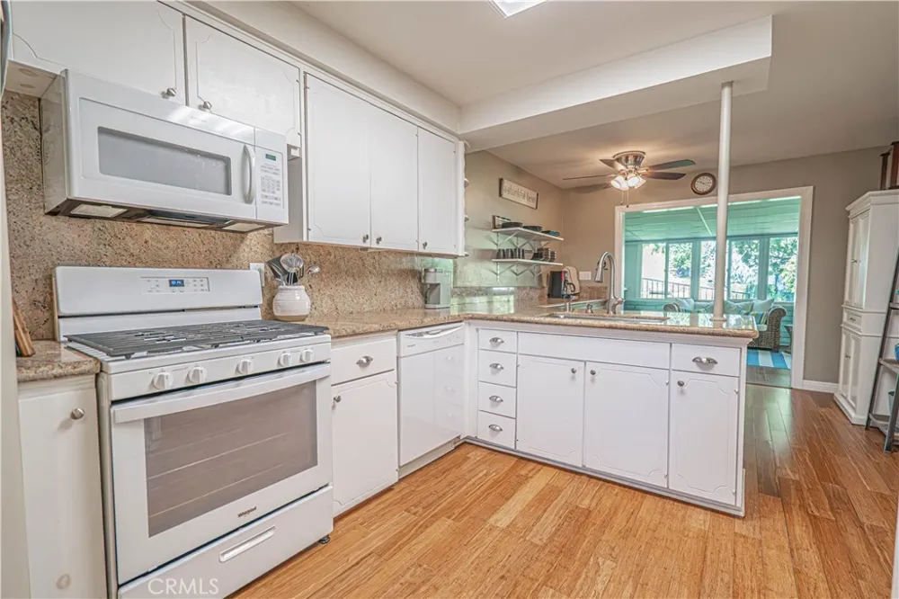 26811 Oak Branch Circle Newhall, CA 91321