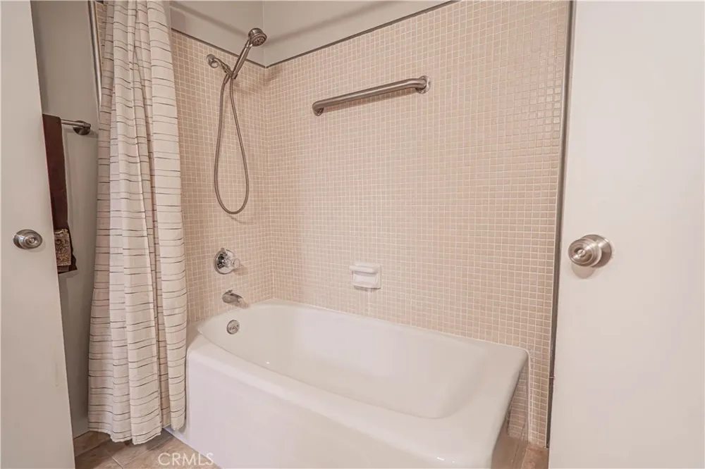 26811 Oak Branch Circle Newhall, CA 91321