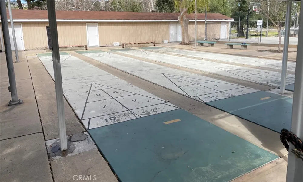 26811 Oak Branch Circle Newhall, CA 91321