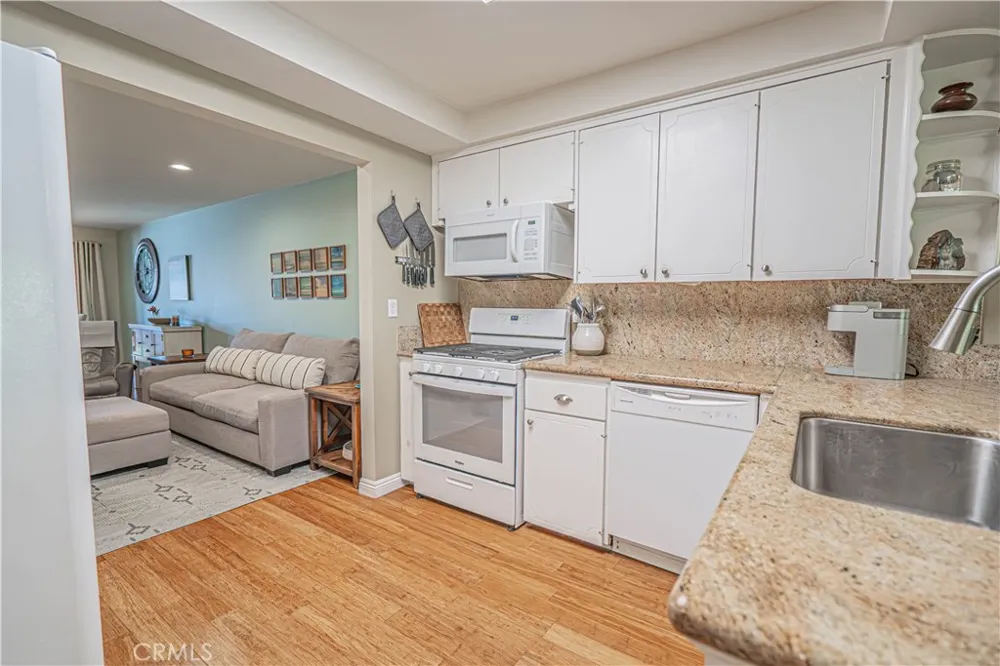 26811 Oak Branch Circle Newhall, CA 91321