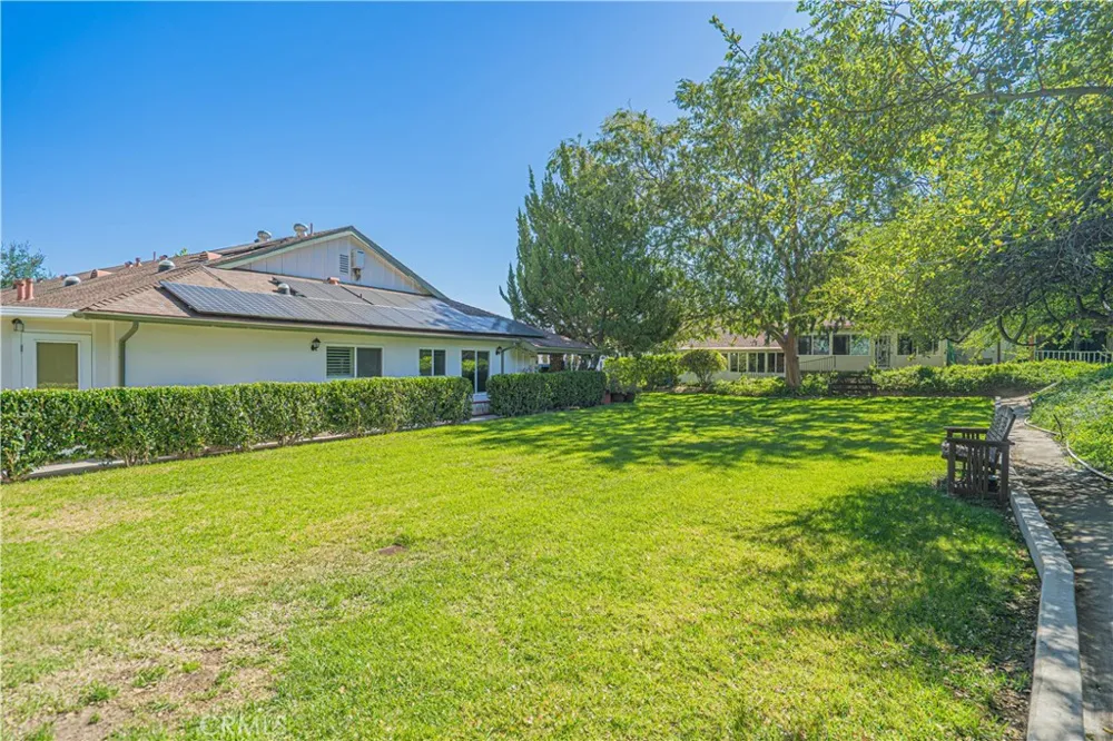 26811 Oak Branch Circle Newhall, CA 91321