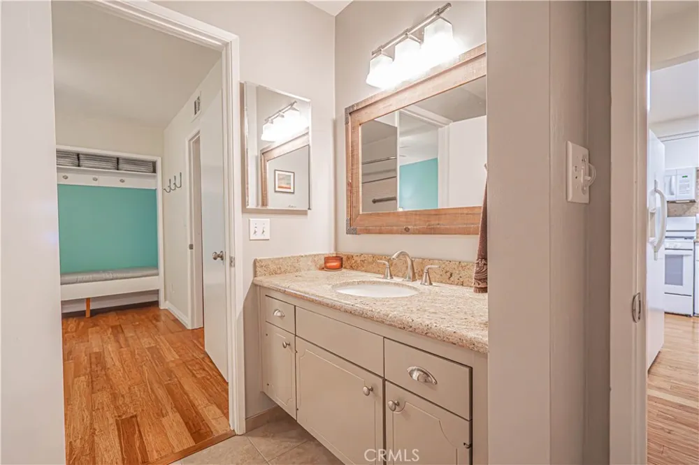 26811 Oak Branch Circle Newhall, CA 91321