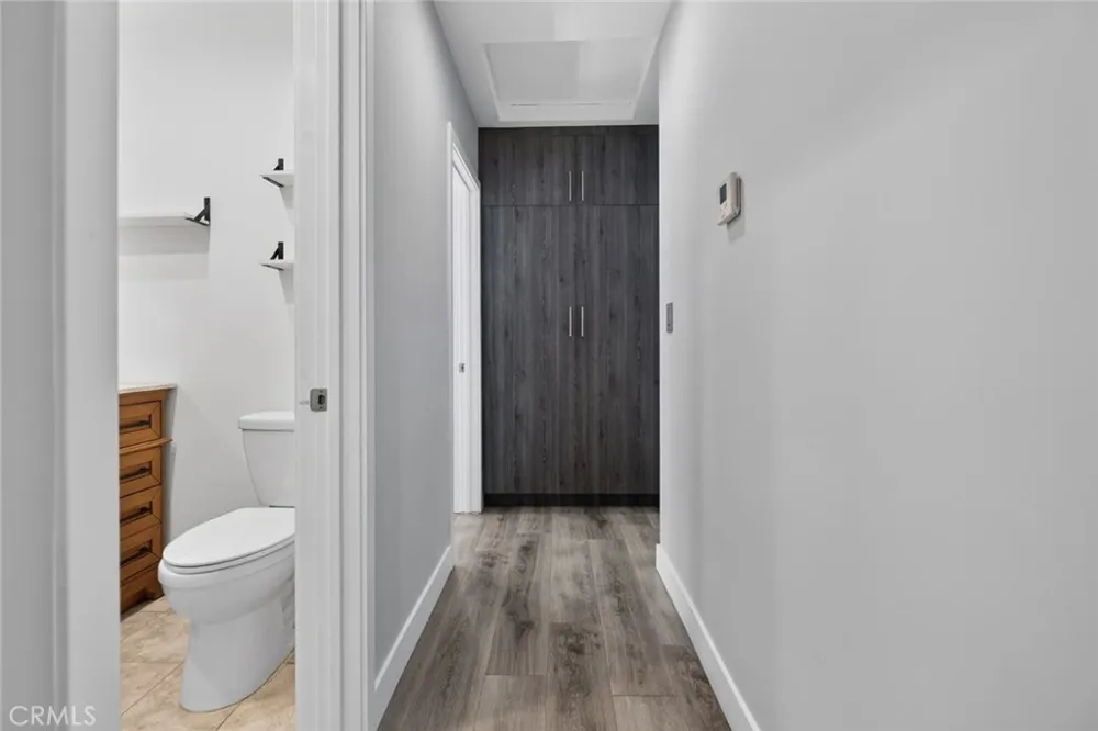 8055 Natick Ave Panorama City, CA 91402