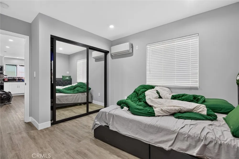 8055 Natick Ave Panorama City, CA 91402