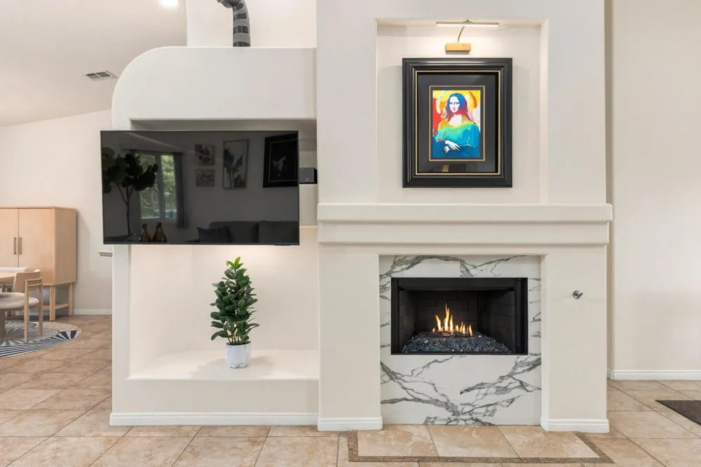 2123 E Nicola Road E Palm Springs, CA 92262