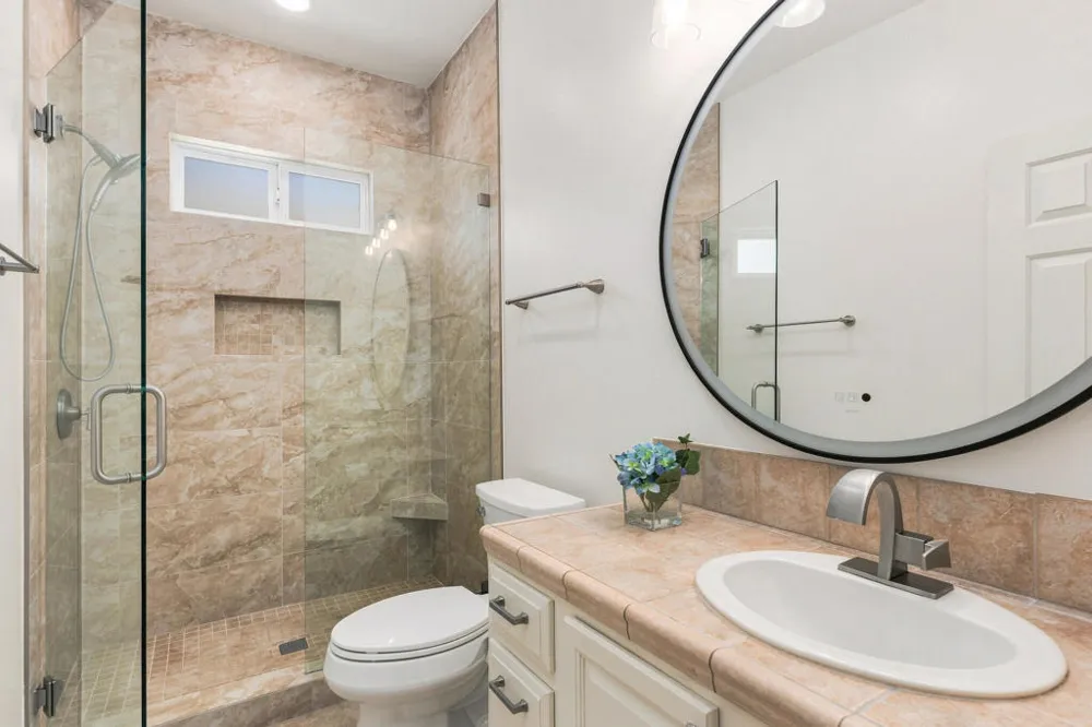 2123 E Nicola Road E Palm Springs, CA 92262