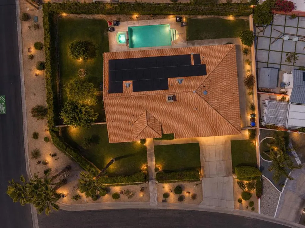 2123 E Nicola Road E Palm Springs, CA 92262