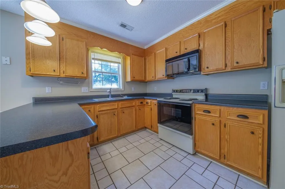 355 Christine Court Winston-Salem, NC 27127