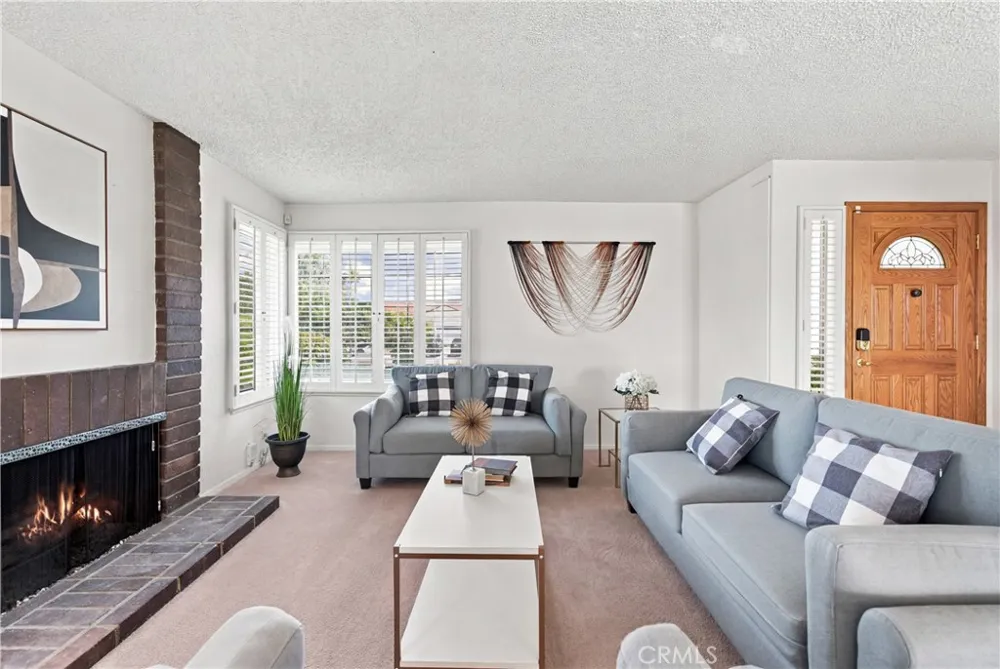 482 Vista Del Norte Walnut, CA 91789
