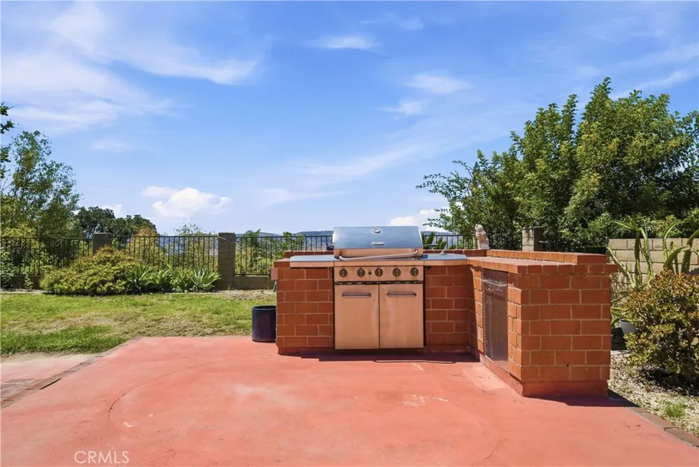 482 Vista Del Norte Walnut, CA 91789