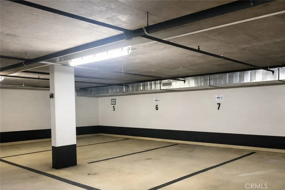 147 W Acacia Avenue #121 Glendale, CA 91204