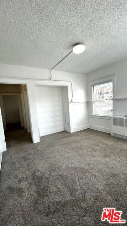 54 Rose Avenue #7