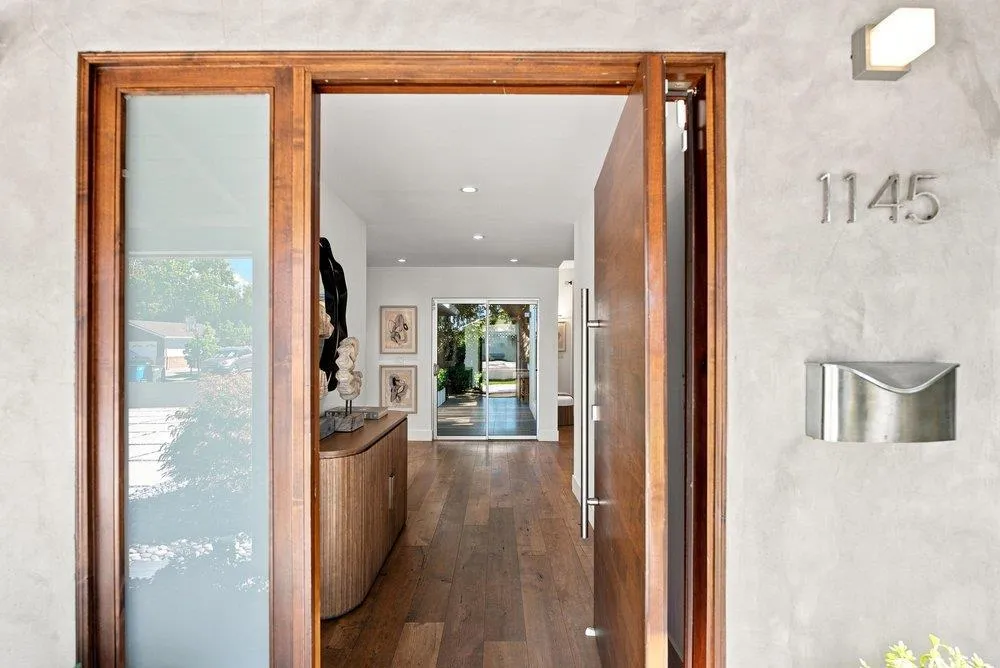 1145 Saxon Way Menlo Park, CA 94025