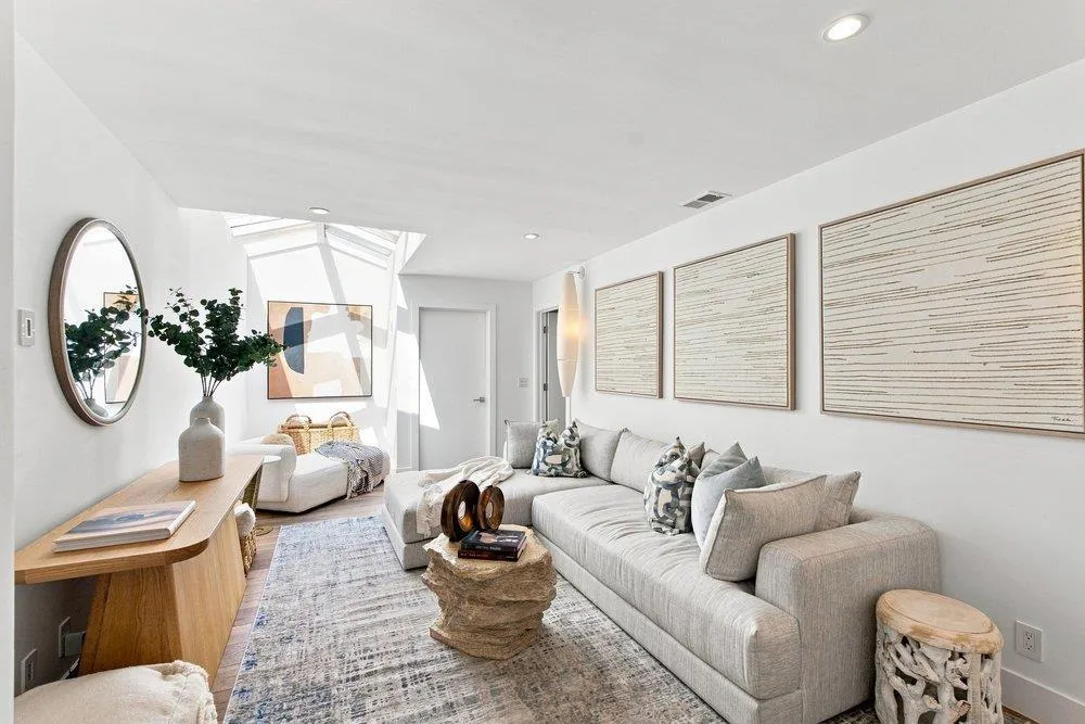 1145 Saxon Way Menlo Park, CA 94025