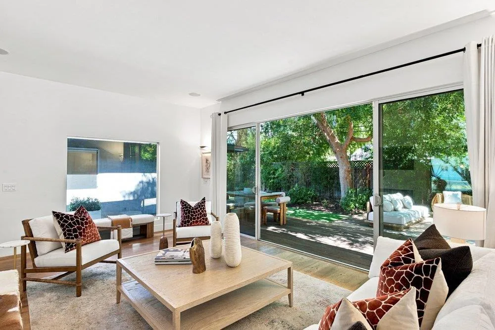 1145 Saxon Way Menlo Park, CA 94025
