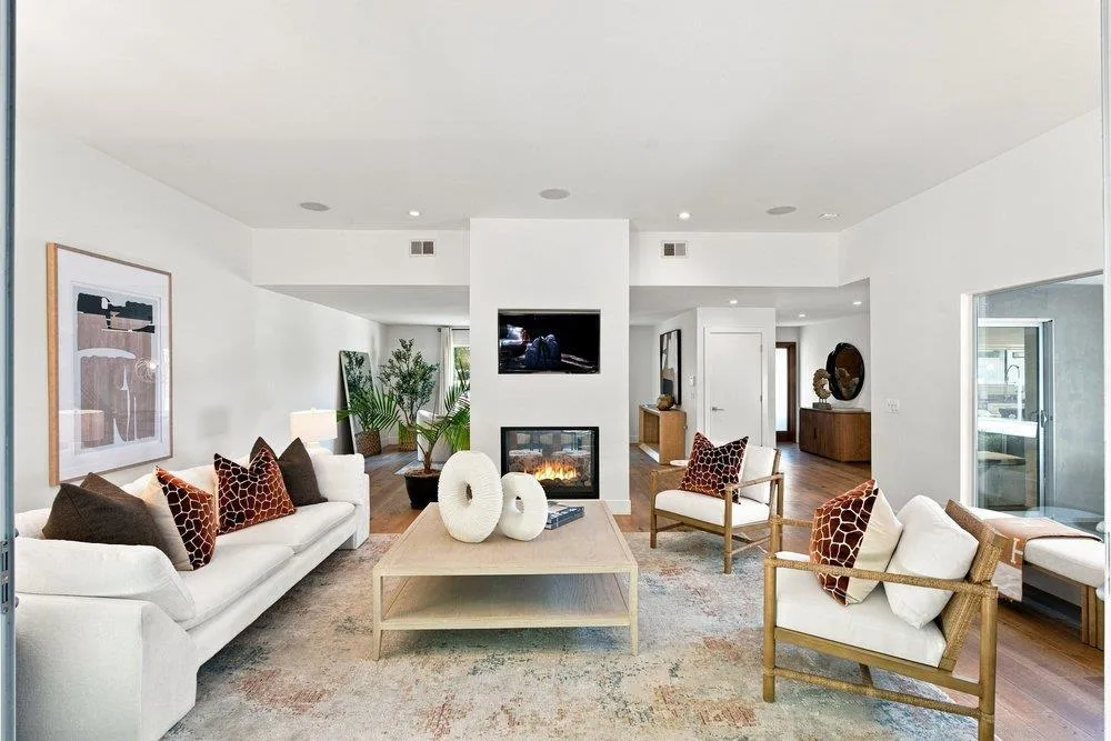 1145 Saxon Way Menlo Park, CA 94025