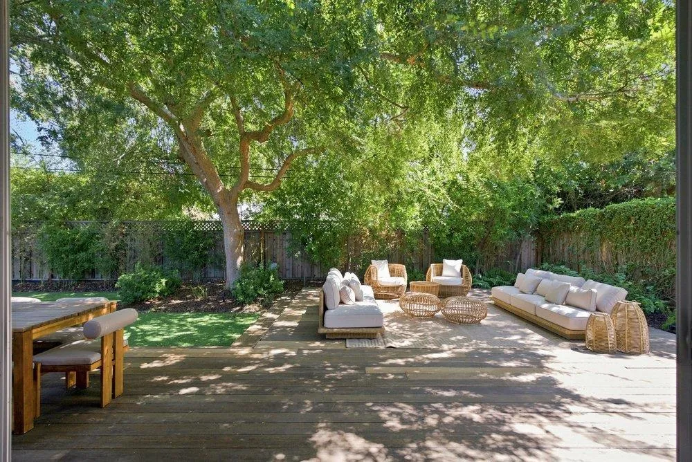 1145 Saxon Way Menlo Park, CA 94025