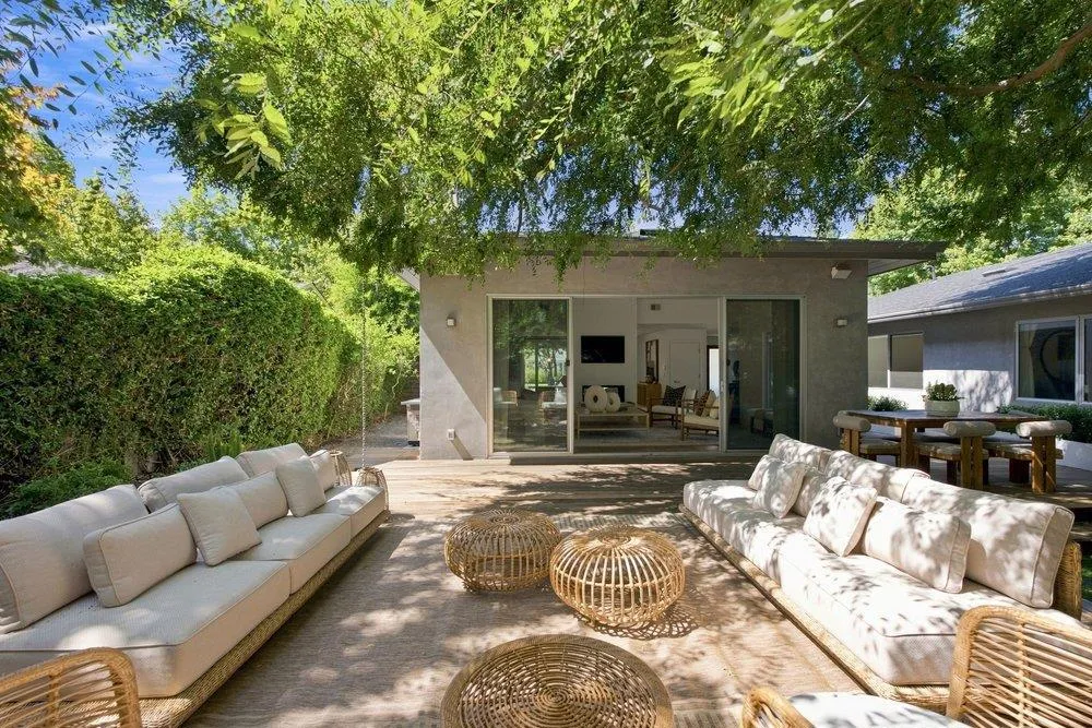 1145 Saxon Way Menlo Park, CA 94025
