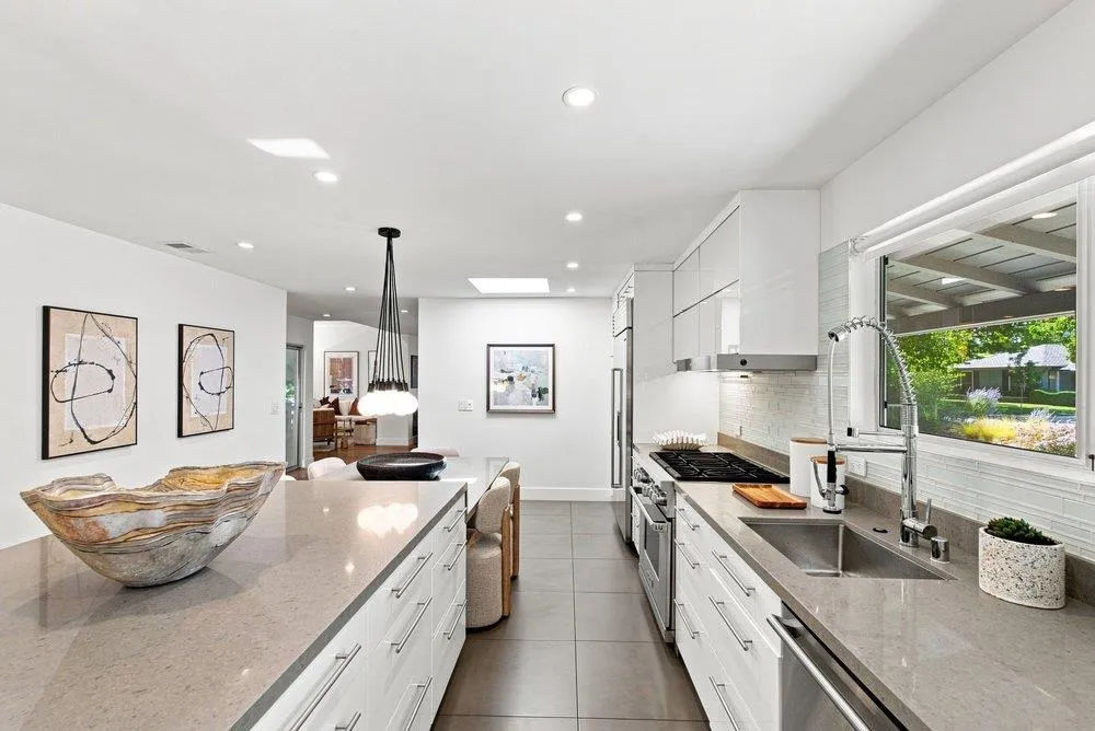 1145 Saxon Way Menlo Park, CA 94025