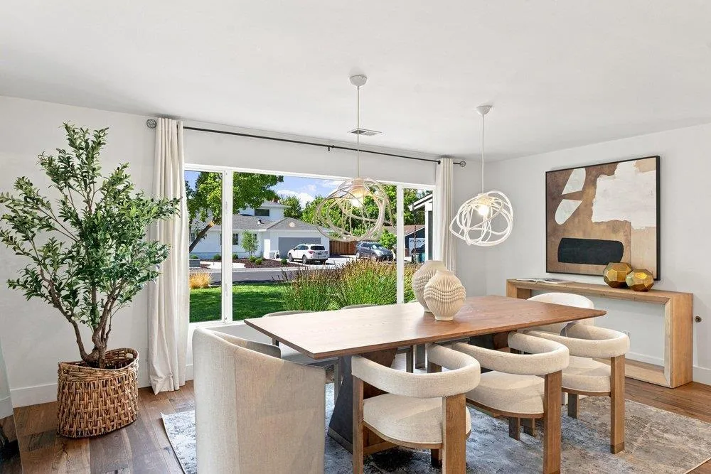 1145 Saxon Way Menlo Park, CA 94025