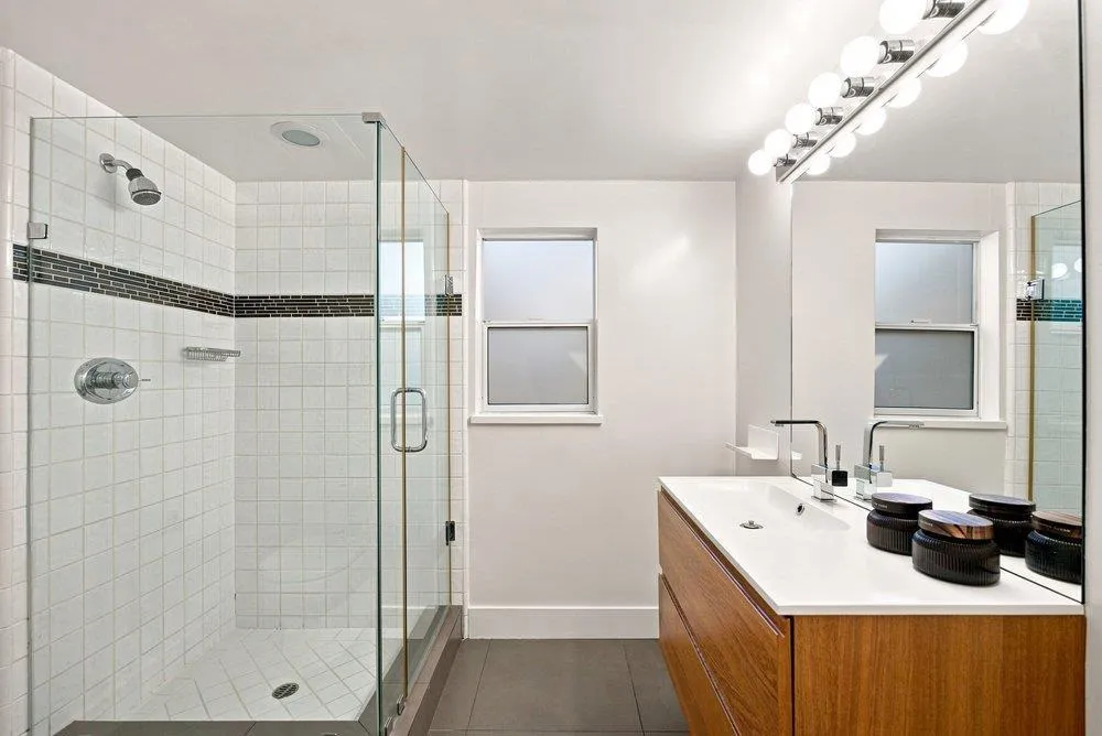 1145 Saxon Way Menlo Park, CA 94025