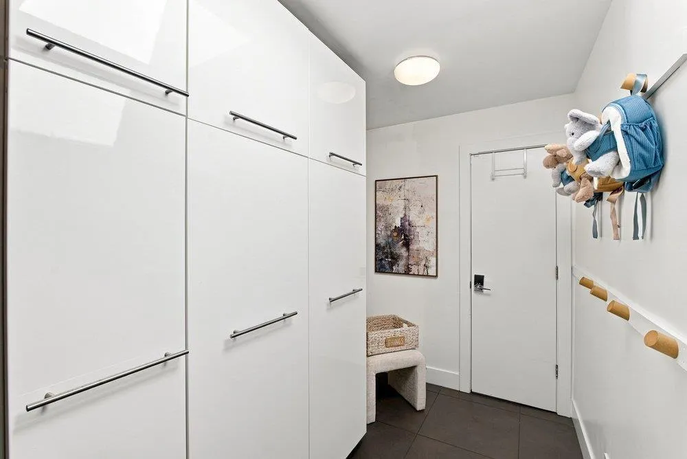 1145 Saxon Way Menlo Park, CA 94025