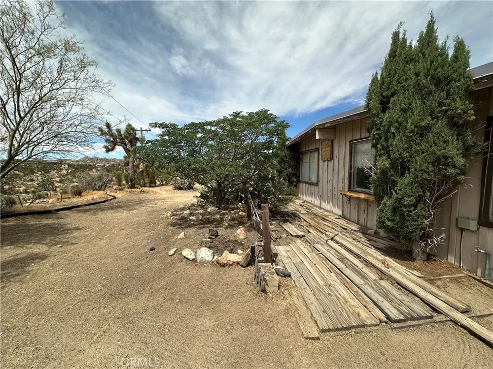 57672 Shepherd Lane Yucca Valley, CA 92284