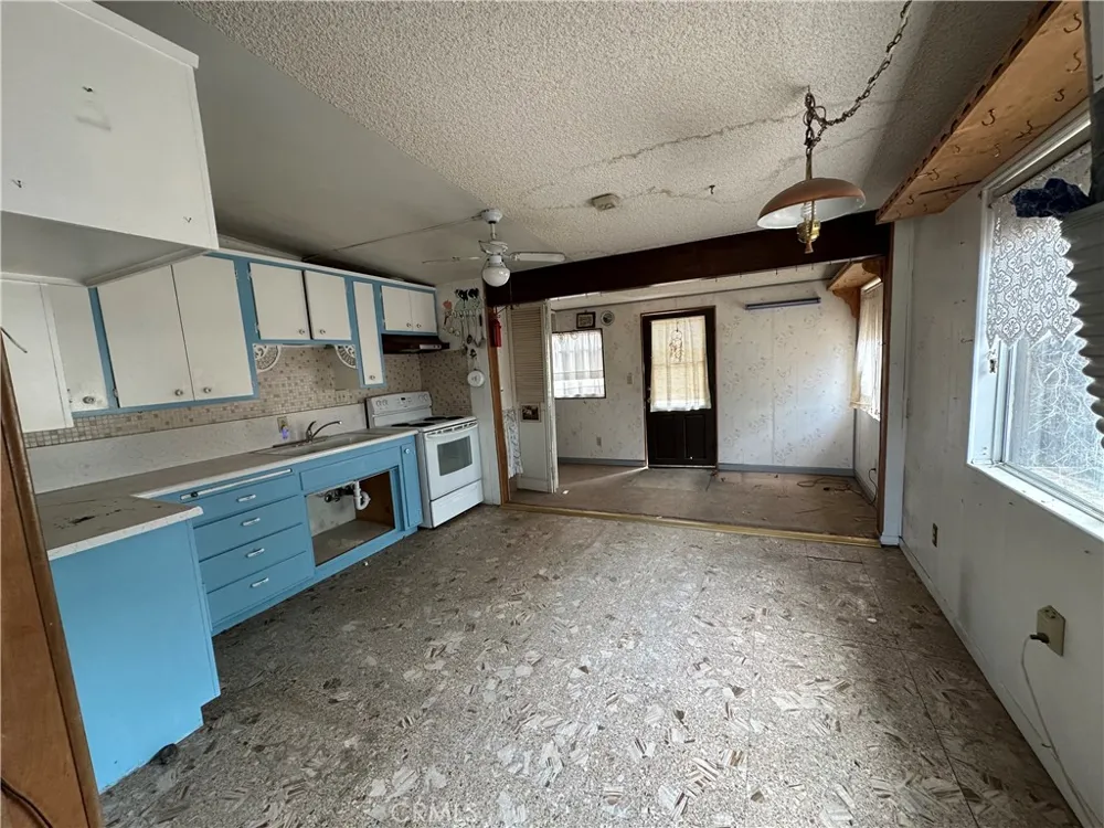 57672 Shepherd Lane Yucca Valley, CA 92284