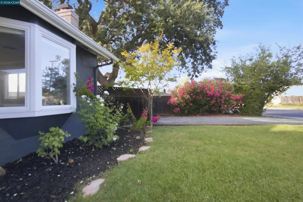1412 Delaware Dr Concord, CA 94521