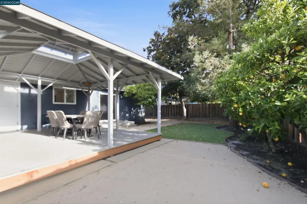 1412 Delaware Dr Concord, CA 94521