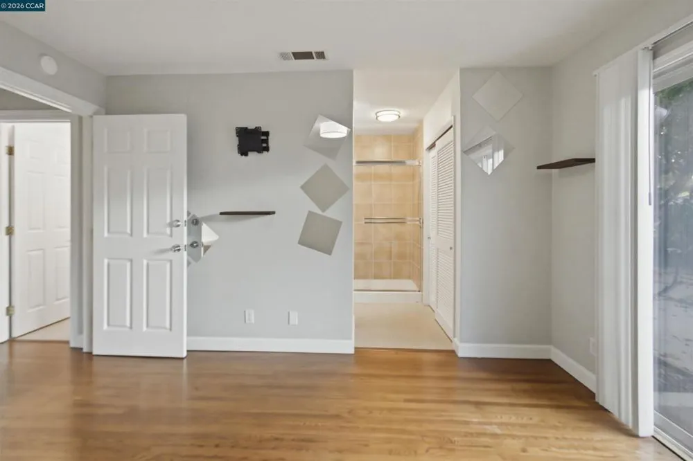 1412 Delaware Dr Concord, CA 94521