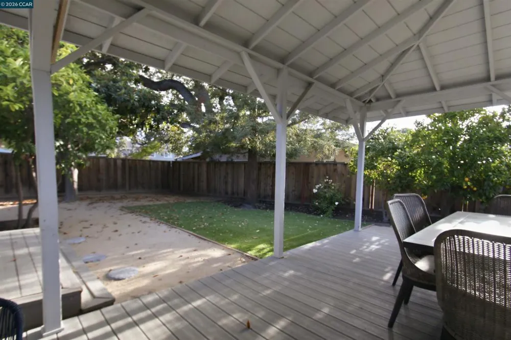 1412 Delaware Dr Concord, CA 94521