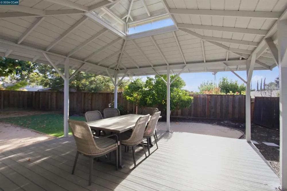 1412 Delaware Dr Concord, CA 94521